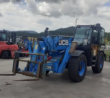 Jcb 540v180 - Buzet