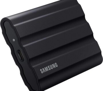 SSD Eksterni 1TB Samsung Portable T7 Shield Black USB 3.2 MU-PE1T0S/EU - cover