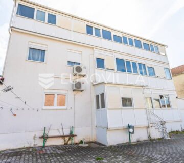 Pirovac, prodaja kuće s velikim potencijalom - cover