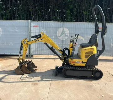 YANMAR mini bager SV08 - cover