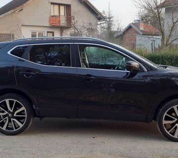 Nissan Qashqai 1,6dci Tekna full oprema, panorama, xsenon, keyless - cover