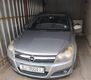 Opel Astra Karavan Caravan 1.6 - cover