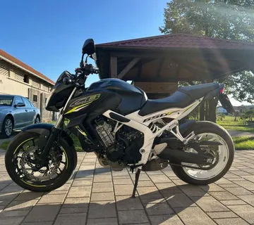 Honda Cb650f 649 cm3, 2016 god. - cover