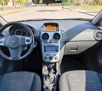 Opel Corsa 1,3 CDTI,2011 GOD,143000 KM,KARTICE - cover