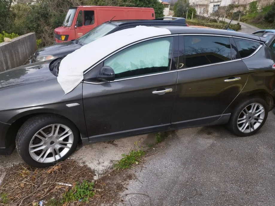 LANCIA DELTA 08-13 VRATA - cover