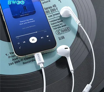 Žičane slušalice za Lightning uređaje Max BWOO - cover