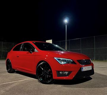 Seat Leon FR  - cover