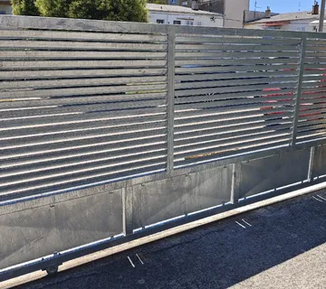 PRODAJEM POCINČANA VRATA DUŽINE 440cm x ŠIRINE 160cm NOVA - Zadar