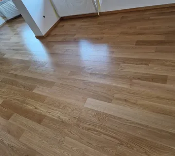 Hrast natur 1 strip - cover