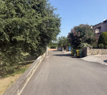 Prodaja, Poreč – bliža okolica ( 3,5km), dvojna kuća 114 m²
