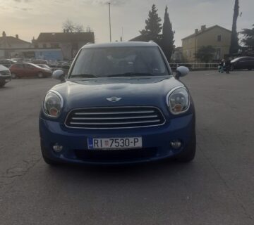 MINI COOPER COUNTRYMAN - cover