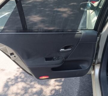RENAULT LAGUNA 2 1.9 DCi HARMONY - cover
