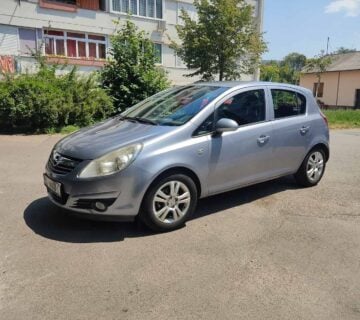Opel Corsa - cover
