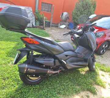 Yamaha x-max 400 - cover