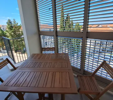 Stan za kratkoročni ili dugoročni najam - Podaca, Gradac