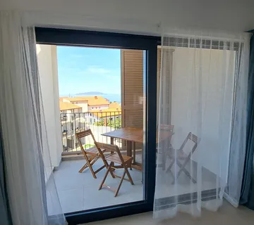 Stan za kratkoročni ili dugoročni najam - Podaca, Gradac