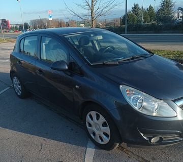 Opel Corsa 1.4 16V Enjoy - cover
