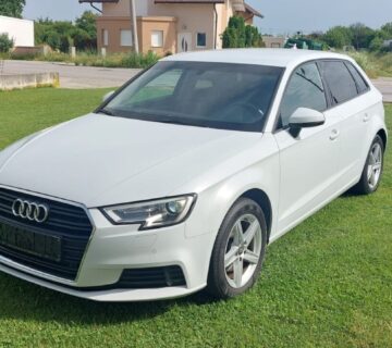 Audi A3 Sportback, 1.5 TFSI 150 ks, S-tronic, LED, Bixenon, Navigacija - cover