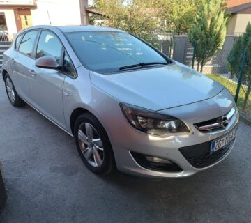 Opel Astra 1.7 cdti 2014god.reg 1/2025 prodajem - cover