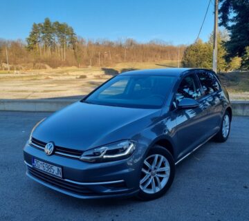 VW Golf 7.5 2,0 TDI, Highline, LED, navi, radar, tempomat - cover