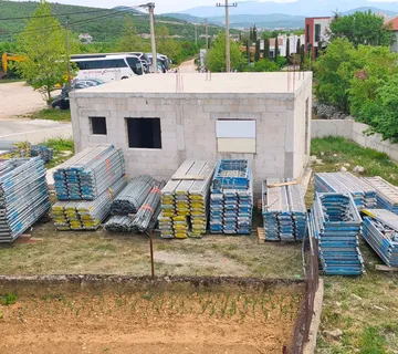 Fasadna i modularna skela tip Layher - Klis