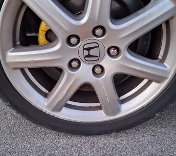Honda felge OEM 17" - Solin