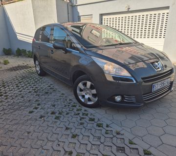 Peugeot 5008 2.0 HDI - cover