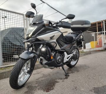 Honda NC750X DCT 750 cm3 reg.6/24 TIP TOP 0922417779, 2018 god. - cover