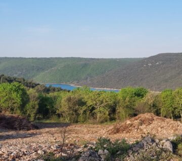 Istra, Trget, građevinsko zemljište 820 m2, pogled na more!! - cover