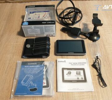 GARMIN NUVI 2340 LMT SA SVIM DODATNOM OPREMOM + KOŽNA TORBICA - cover