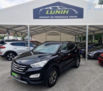 Hyundai Santa Fe  2.2 CRDI 4WD SLO AUTO - cover