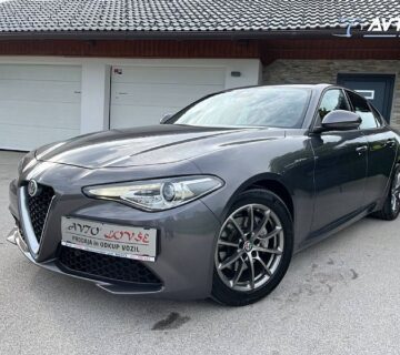 Alfa Romeo Giulia 2.2 Multijet 160 Super-1 LASTNIK-ALU-NAVI-KAMERA - cover