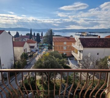 Apartman prodaja Sv. Filip i Jakov, POGLED na more 59 m2 - cover