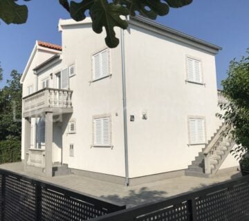 ZADAR - Privlaka ( Sabunike) - kuća s 4 apartmana - cover