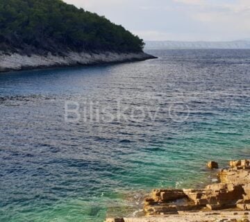 Korčula, Vela Luka, prodaja zemljišta 1. red - cover