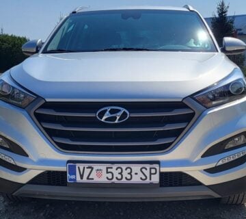 HYUNDAI TUCSON 1.6 GDI *REG. DO 08/2025** - cover