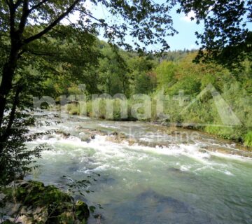 Gorski kotar - 2205 m2 građevnog zemljišta pored rijeke Kupe - cover