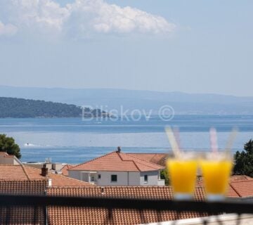 Prodaja, Kaštel Stari, trosobni penthouse - cover