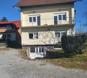 Kuća u Drenju Brdovečkom, 240m2 - četiri stana - cover