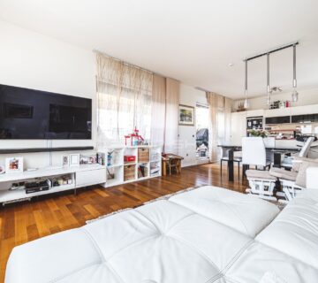 Zagreb, Maksimir, prekrasan dvoetažni penthouse s garažom 123,68m2 - cover