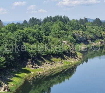 GOSPIĆ - Budak - građevinsko zemljište 18.887 m2  zona T1 i R2 - cover