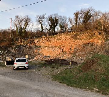 GROBNIK -PODHUM-TEREN 1395 M2 SA ISHODOVANOM I PLAĆENOM GRAĐEVINSKOM DOZVOLOM ZA GRADNJU 2 OBJEKTA - cover