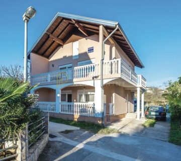 BILICE, kuća s dva apartmana, 160 m², blizina mora - cover