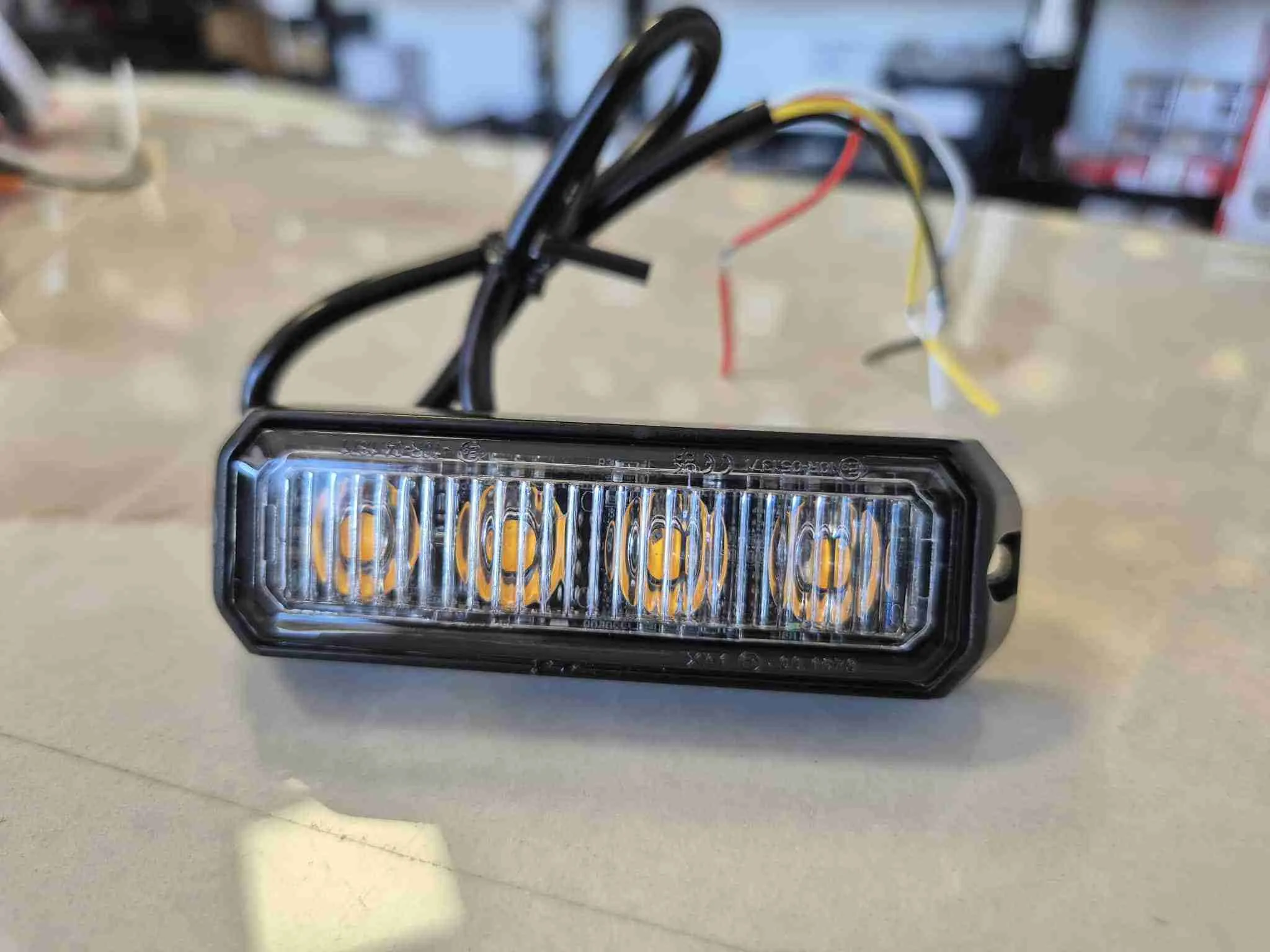 BLJESKALICA-4 DIODE - cover