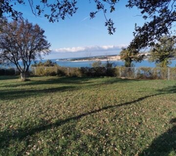 POREČ 10 km - ZEMLJIŠTE TURISTIČKE NAMJENE ZA GRADNJU VILA NA PRODAJU - cover