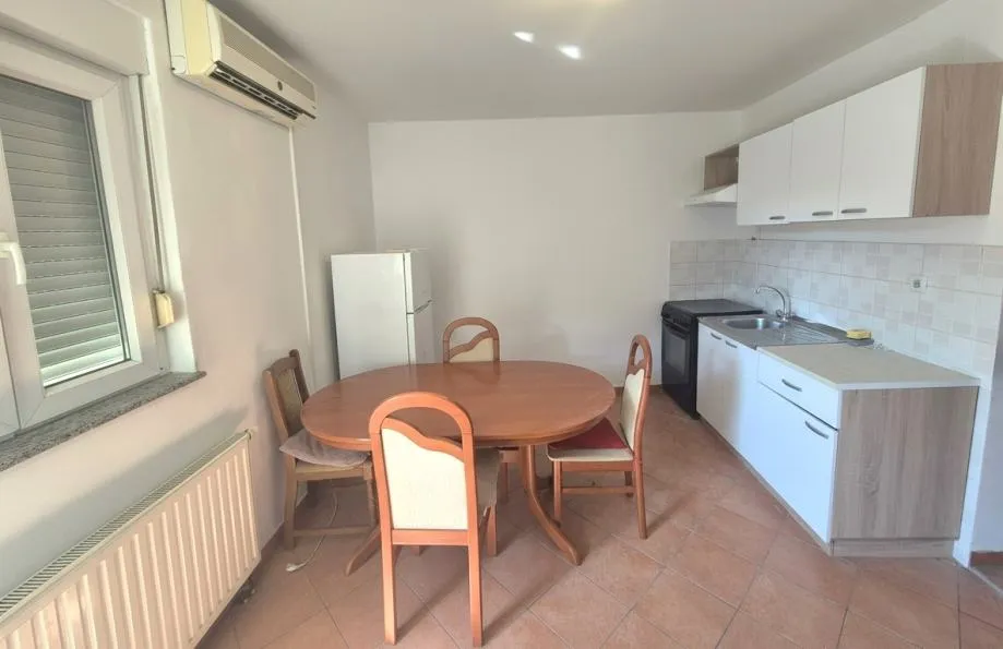 Dvosobni stan 27m2 izvrsna lokacija - Kruge, Zagreb (prodaja) - cover