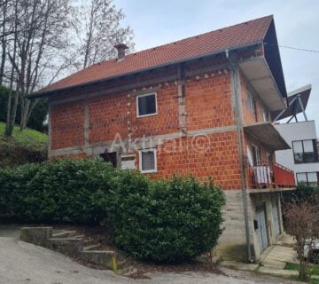 ROH BAU STAN SA VRTOM i GARAŽOM, 230m2, ZAGREB, GRAČANI - PRODAJA - cover