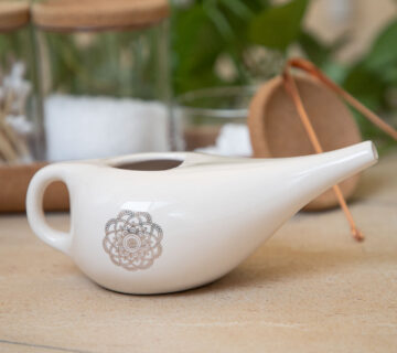Bodhi Yoga Bodhi Neti Pot Mandala posuda za ispiranje nosa 250ml. - nosni tuš Boja: bijela - cover