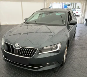 Škoda Superb Combi 2,0 TDi, DSG, 140kw, EKSTRA STANJE, U DOLASKU - cover