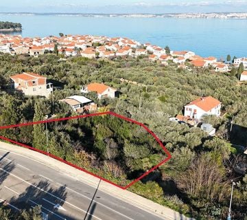 PREKO,GRAĐEVINSKO ZEMLJIŠTE - OTOK UGLJAN -  1.134 m² - cover